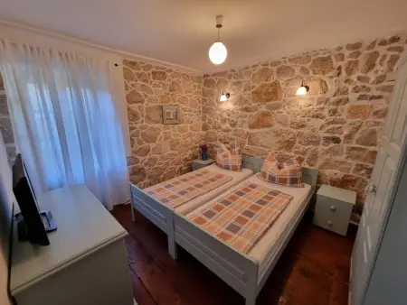 Maison en pierre de 1851 à Supetarska Draga : photo 16