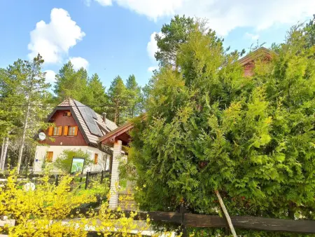 Maison 5 chambres avec vue montagne près des lacs de Plitvice : photo 7