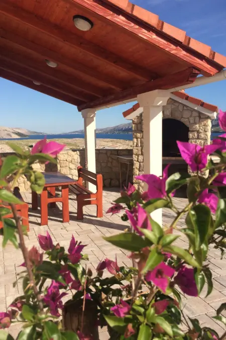 Villa Dražica avec piscine chauffée privée à Pag : photo 14