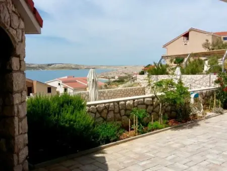 Villa Dražica avec piscine chauffée privée à Pag : photo 29