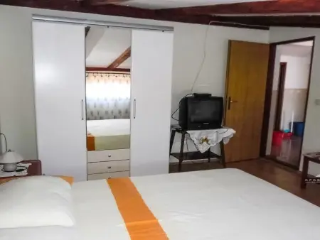 Maison côtière à Zubovići, 20 m de la plage : photo 3