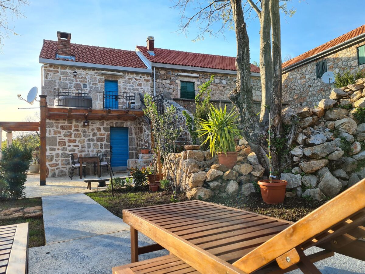 Maison ancienne rénovée Altes Steinhaus Goranova Kuca - Photo 2