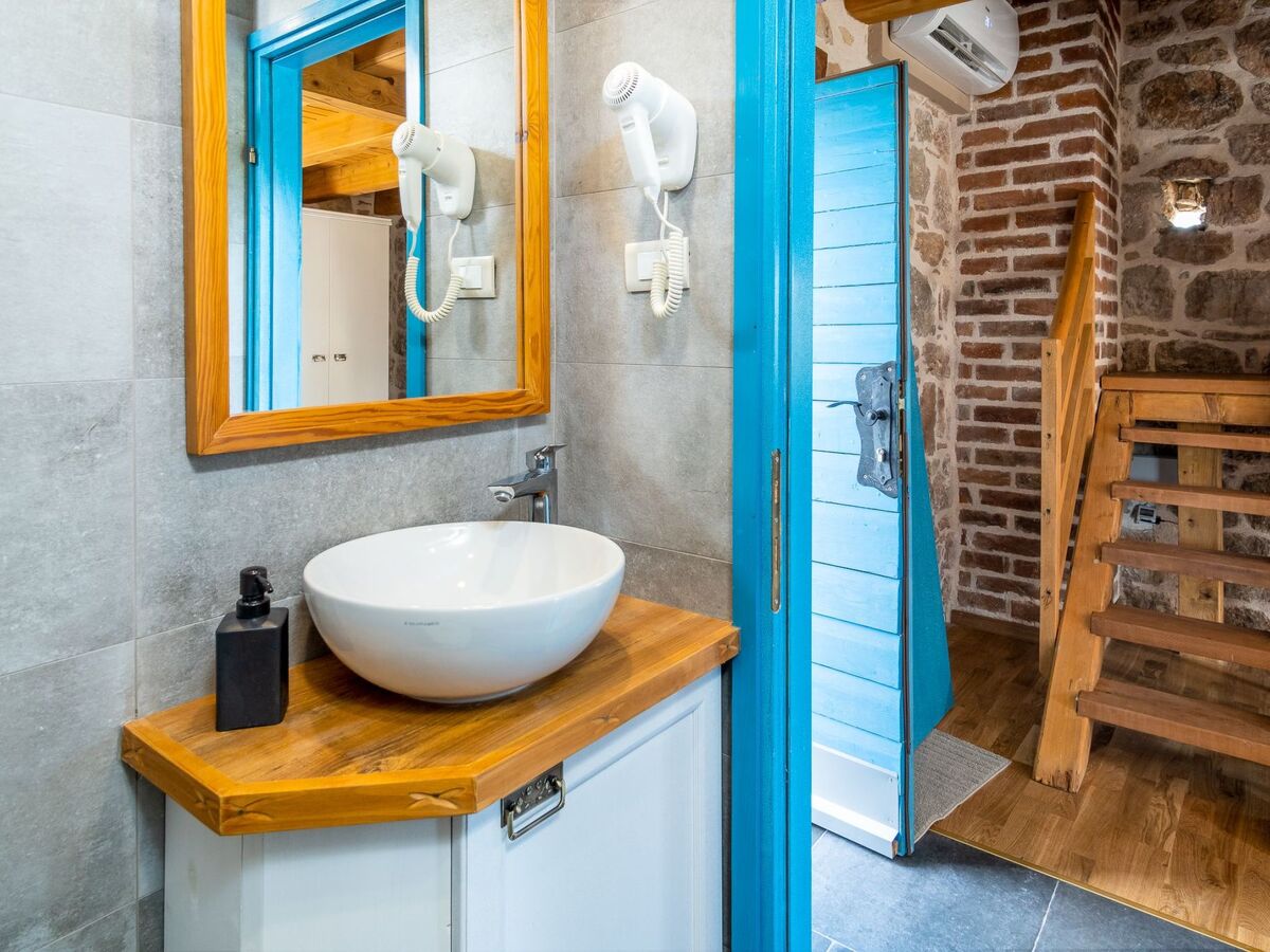 Maison ancienne rénovée Altes Steinhaus Goranova Kuca - Photo 17