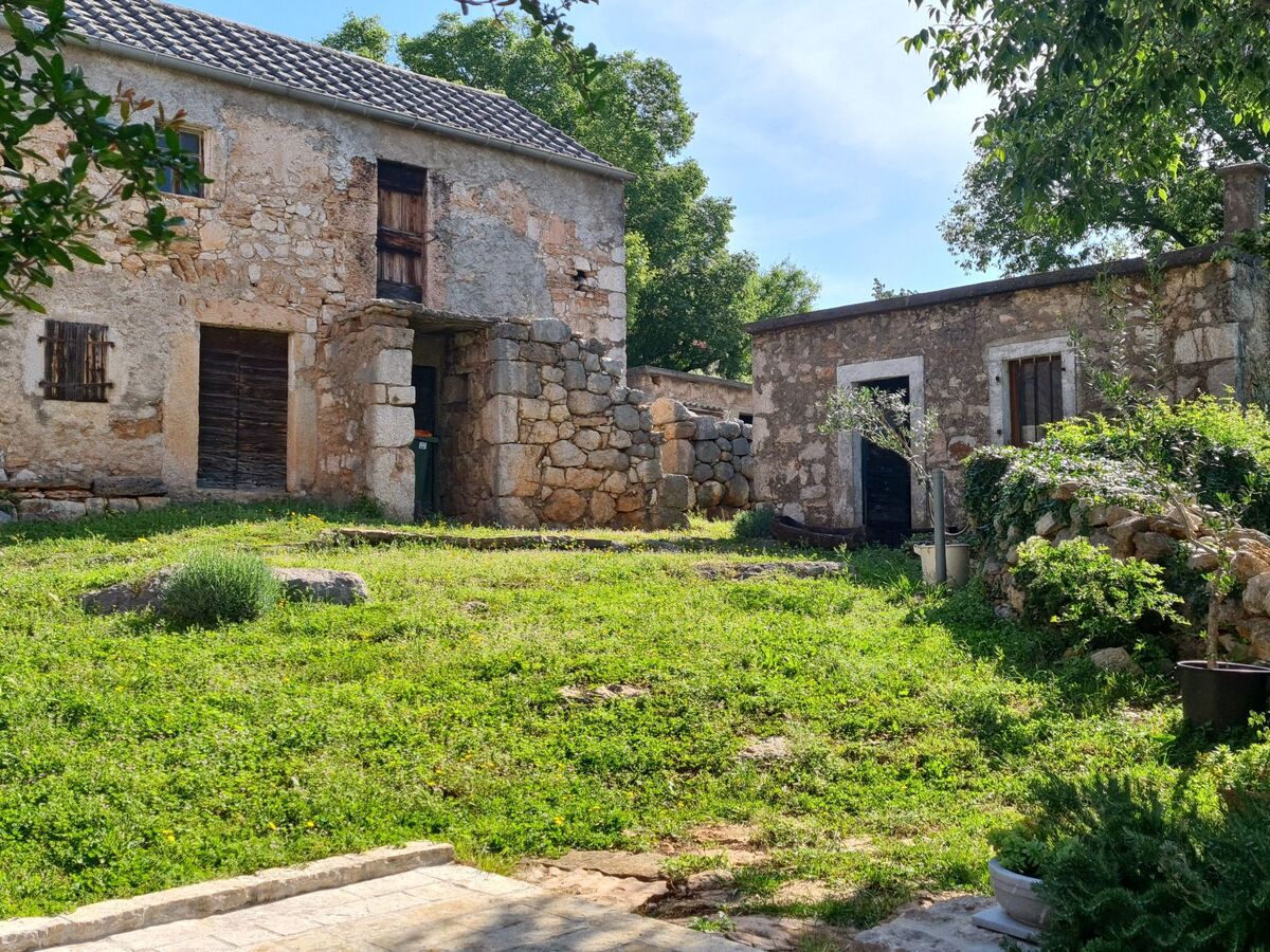 Maison ancienne rénovée Altes Steinhaus Goranova Kuca - Photo 28
