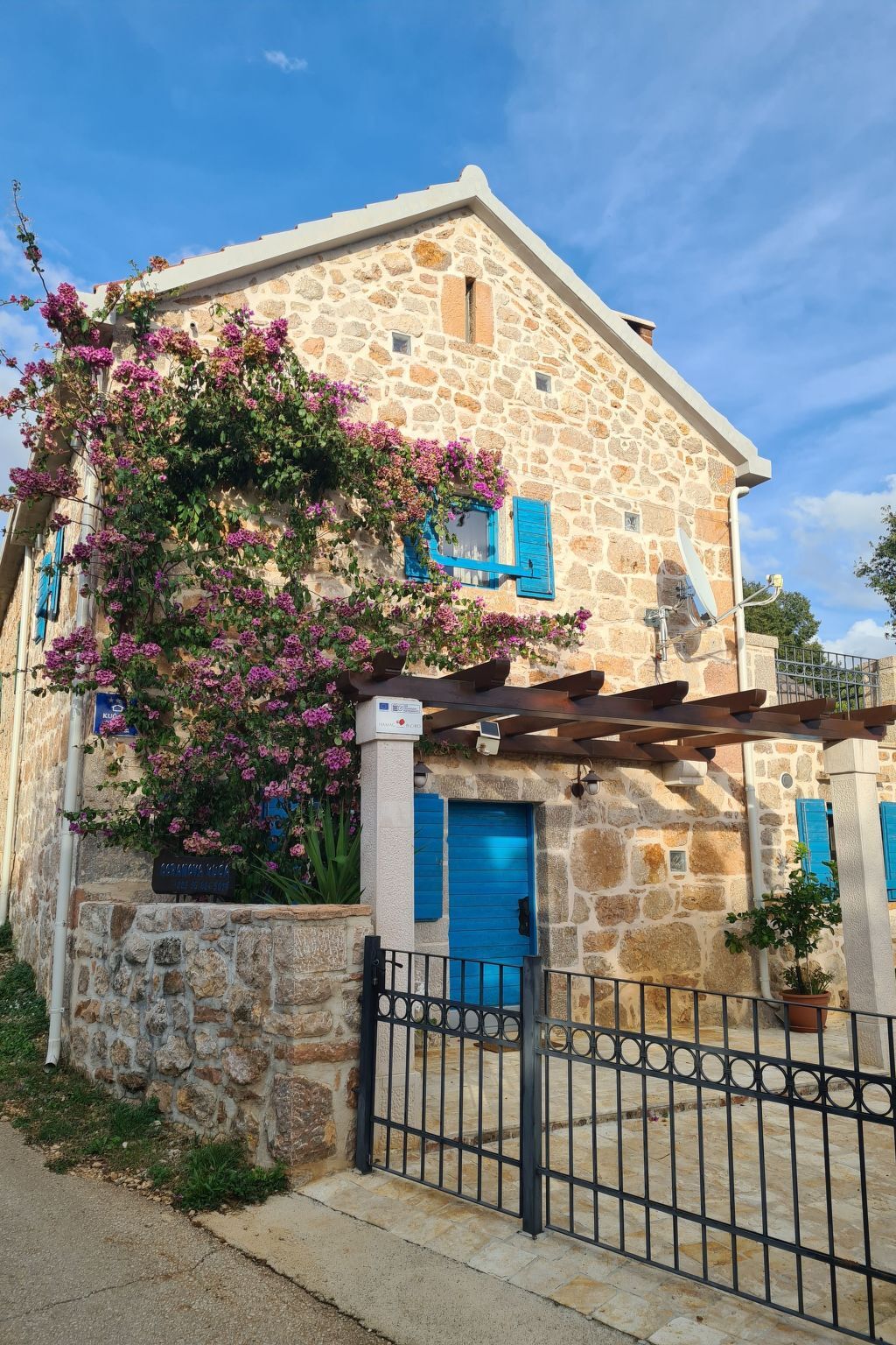 Maison ancienne rénovée Altes Steinhaus Goranova Kuca - Photo 33