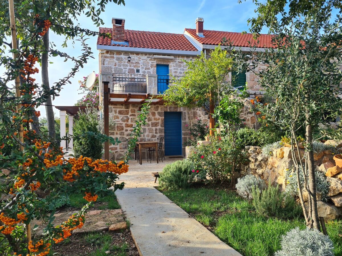 Maison ancienne rénovée Altes Steinhaus Goranova Kuca - Photo 35