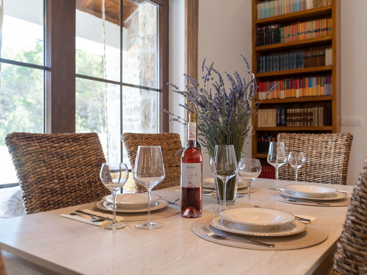 Villa Karla à Pridraga : maison pierre avec piscine - Photo 9