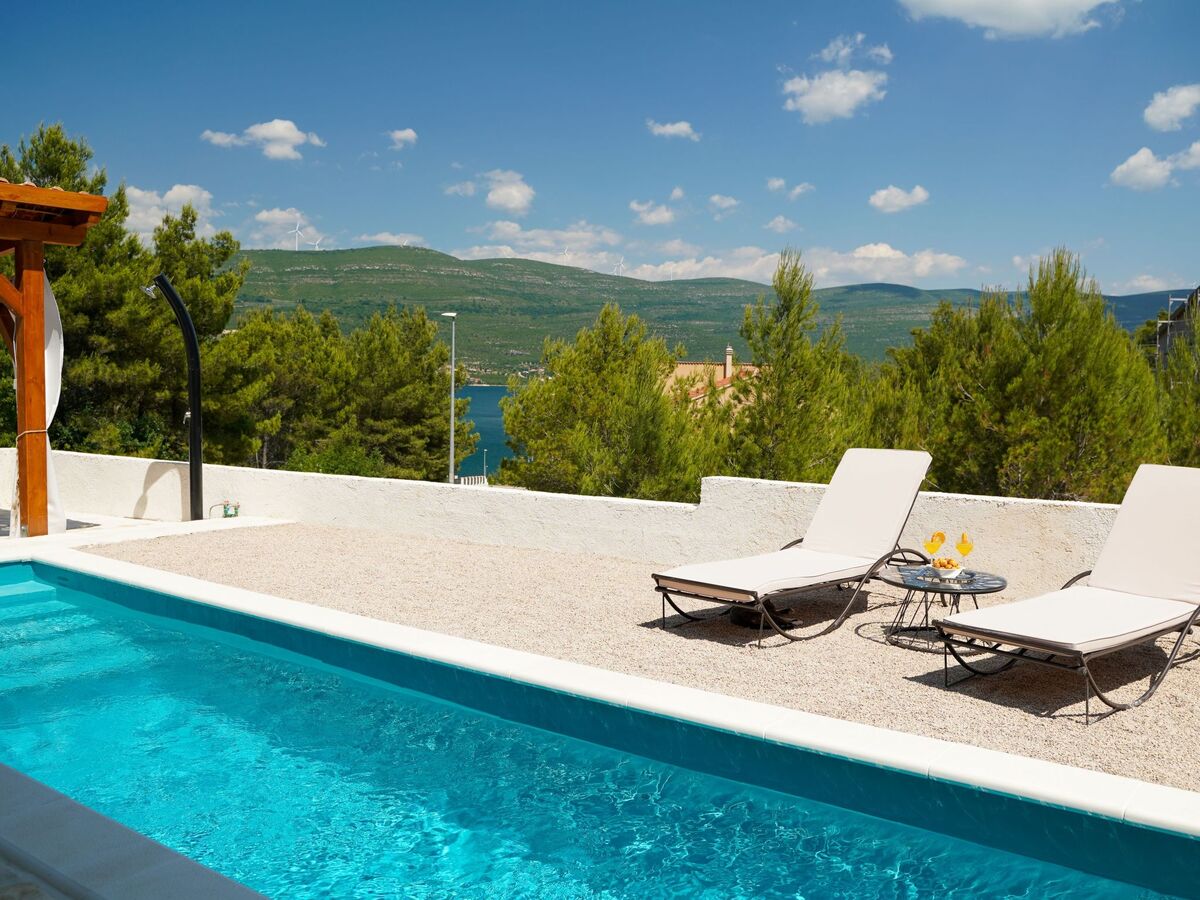 Villa Karla à Pridraga : maison pierre avec piscine - Photo 39