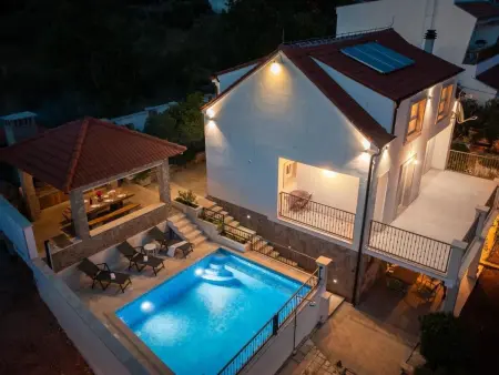 Villa Pomalo - Maison 12 pers., piscine à 300 m de la plage