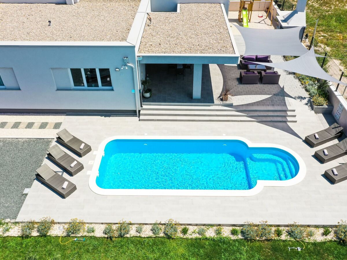 Villa moderne face à la mer à Rovanjska - Photo 3