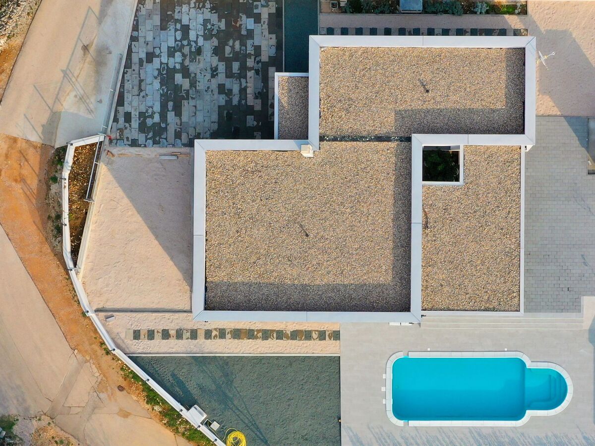 Villa moderne face à la mer à Rovanjska - Photo 30