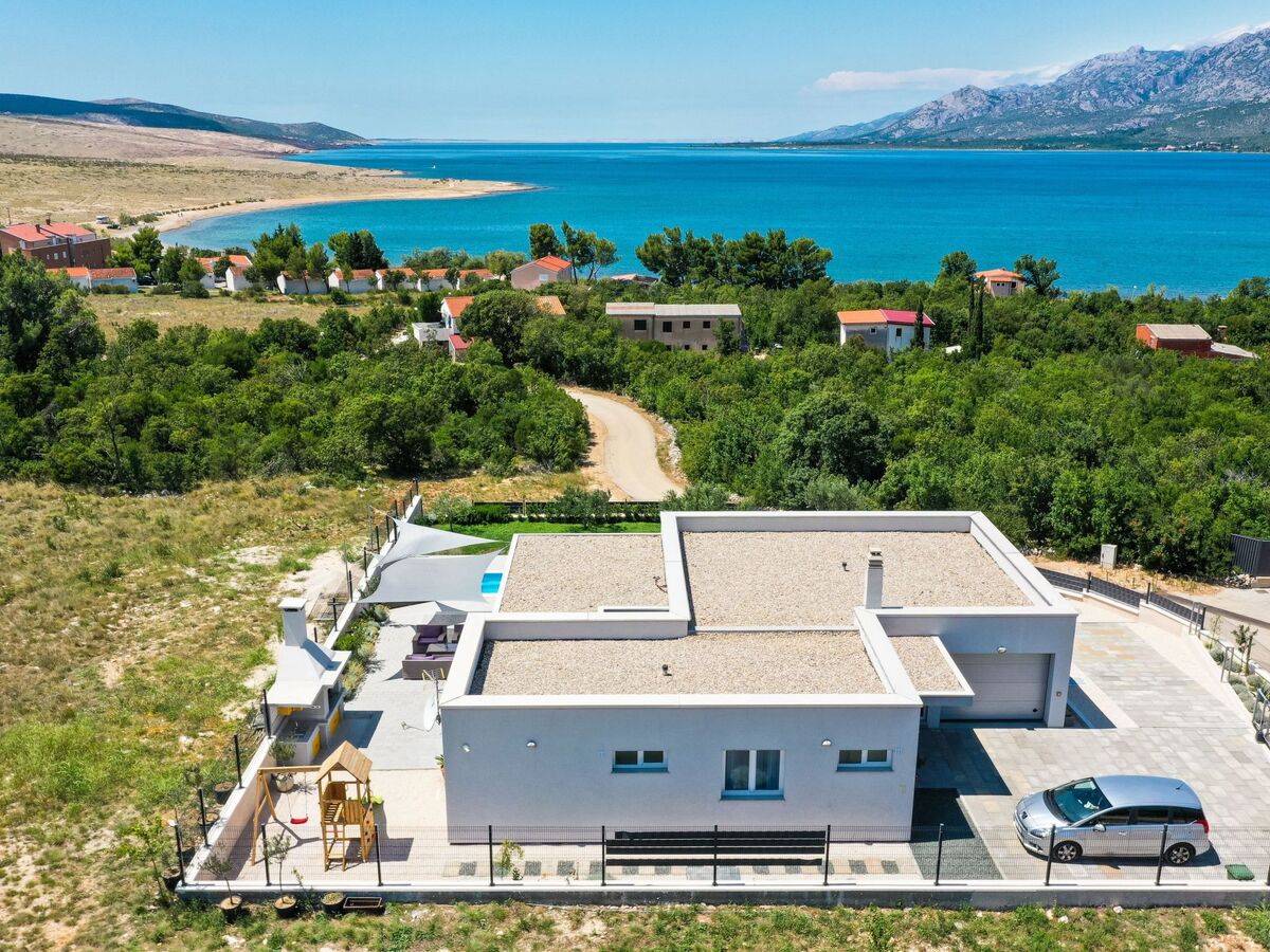 Villa moderne face à la mer à Rovanjska - Photo 39