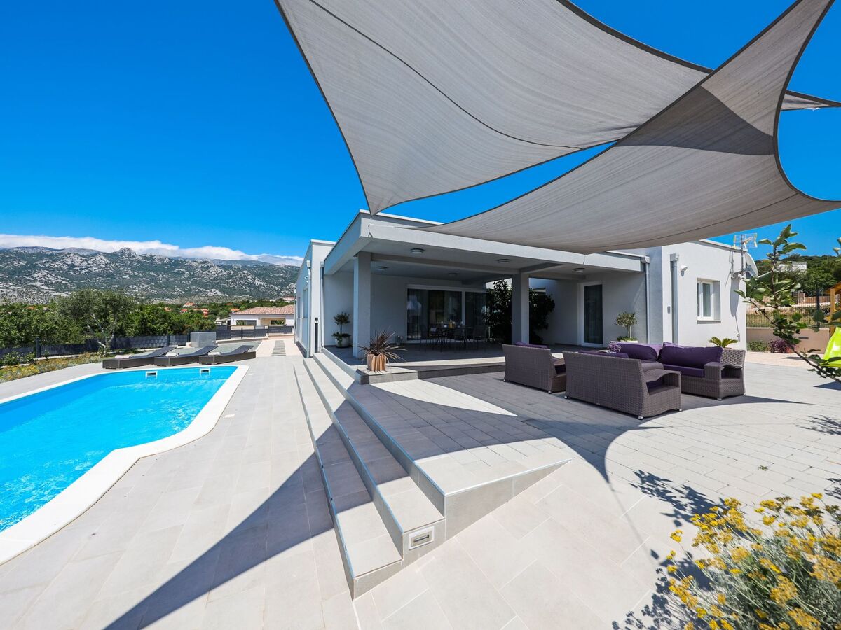 Villa moderne face à la mer à Rovanjska - Photo 46