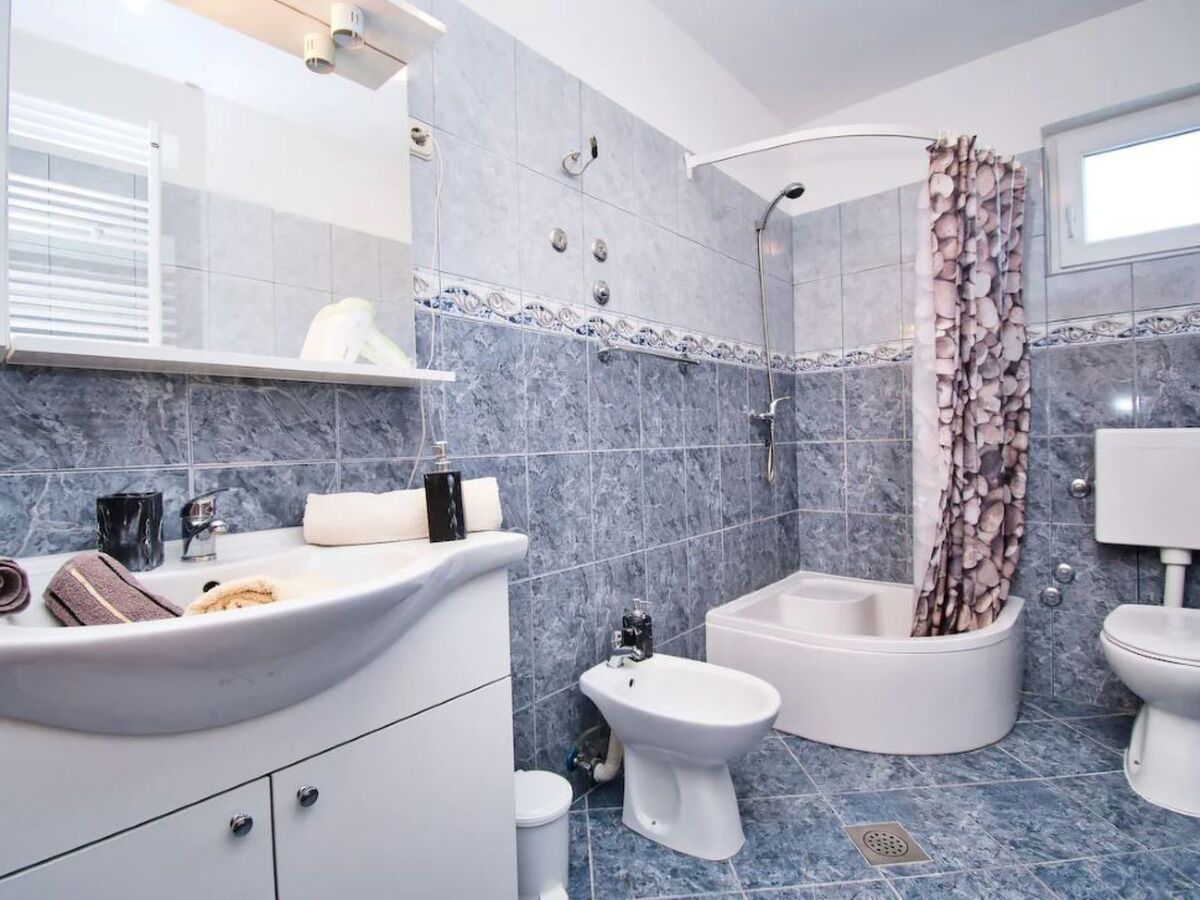 Villa 7 chambres avec piscine et vue mer à Novigrad - Photo 23