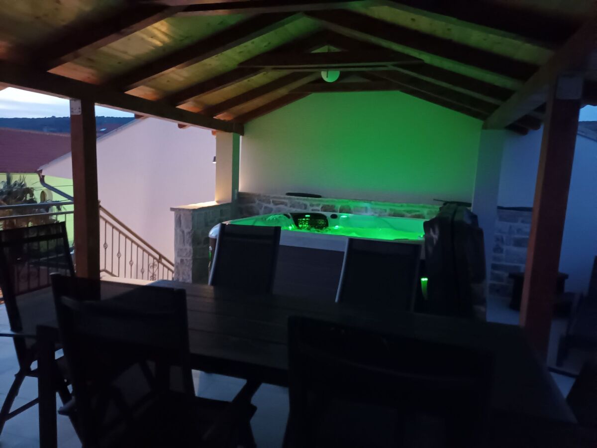 Jacuzzi Haus – Maison 6 pers., vue mer à Posedarje - Photo 19