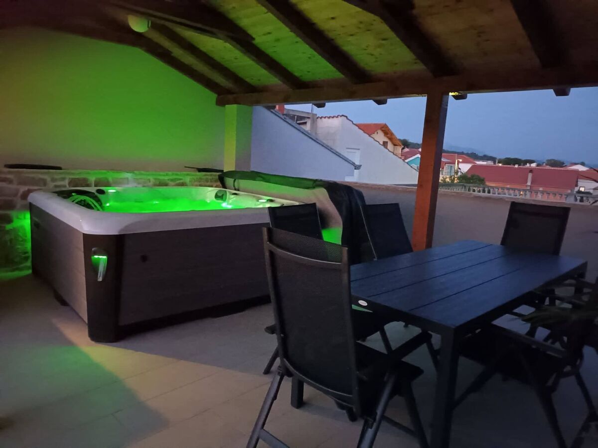 Jacuzzi Haus – Maison 6 pers., vue mer à Posedarje - Photo 25