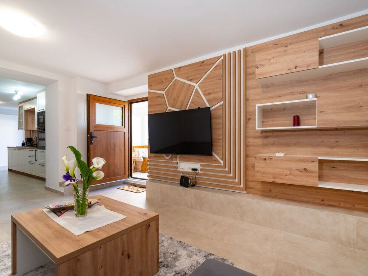 Maison avec jacuzzi privé à Posedarje, 2 km de la mer - Photo 3