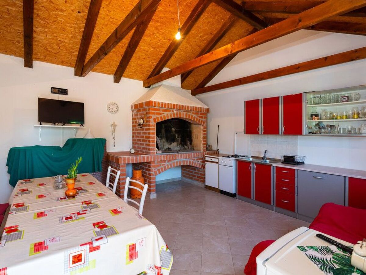 Maison avec jacuzzi privé à Posedarje, 2 km de la mer - Photo 7