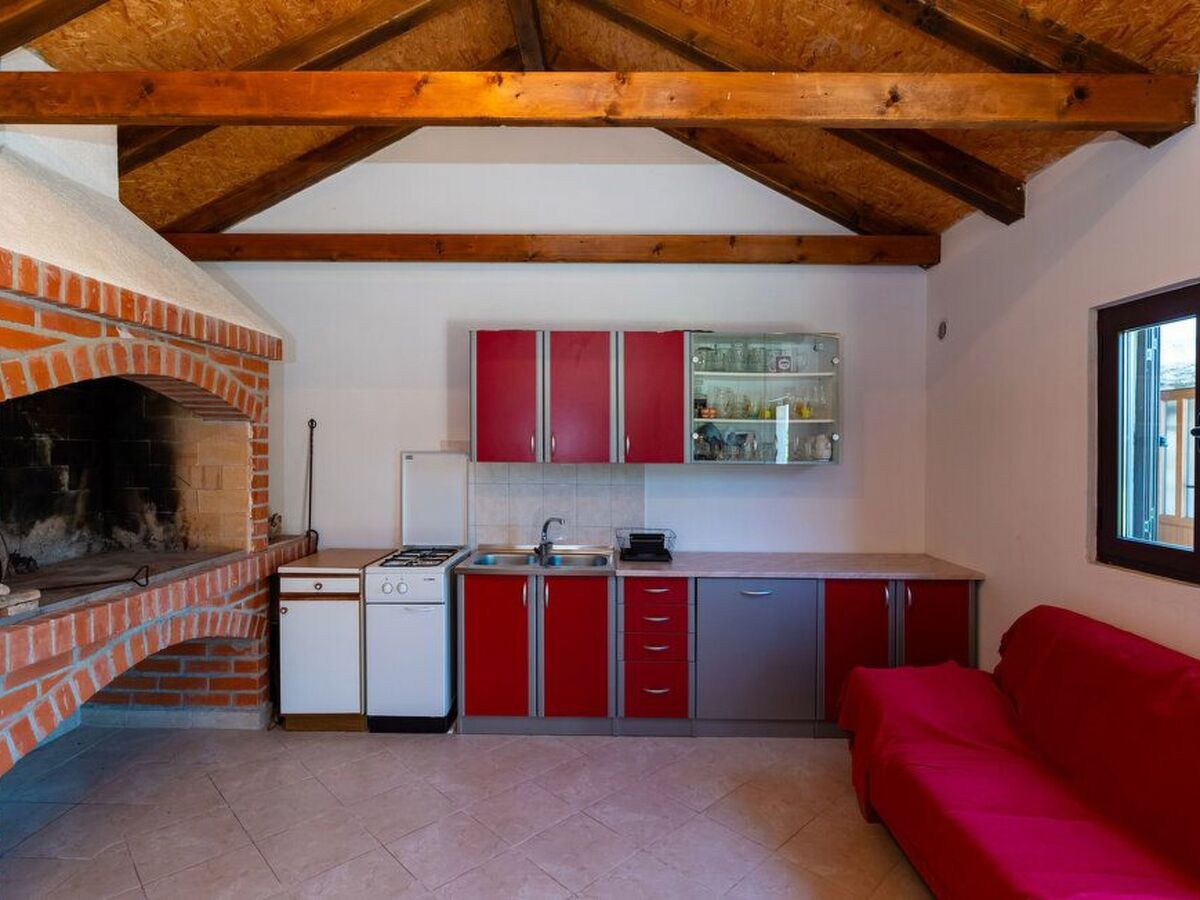 Maison avec jacuzzi privé à Posedarje, 2 km de la mer - Photo 8