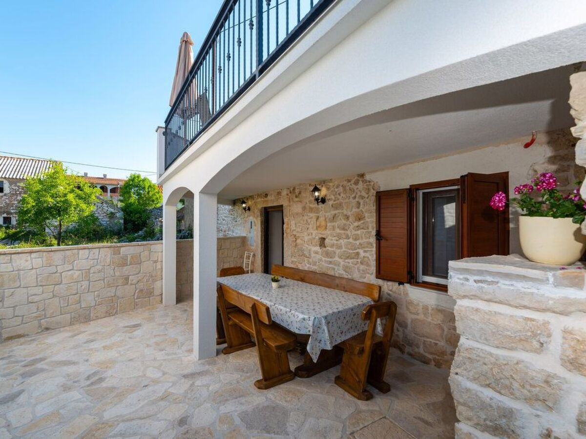 Maison avec jacuzzi privé à Posedarje, 2 km de la mer - Photo 17