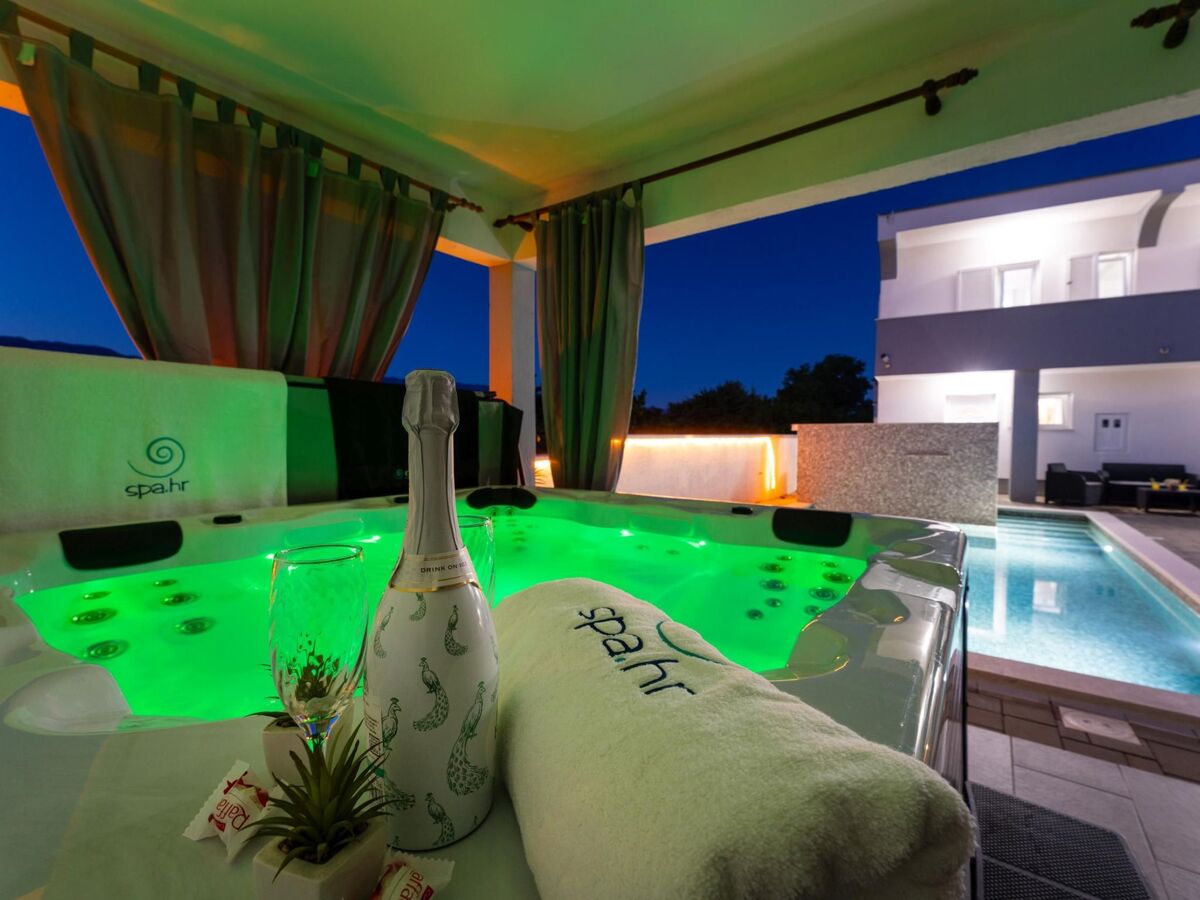 Villa La Pieda – Maison 8 pers, piscine chauffée à Ražanac - Photo 4