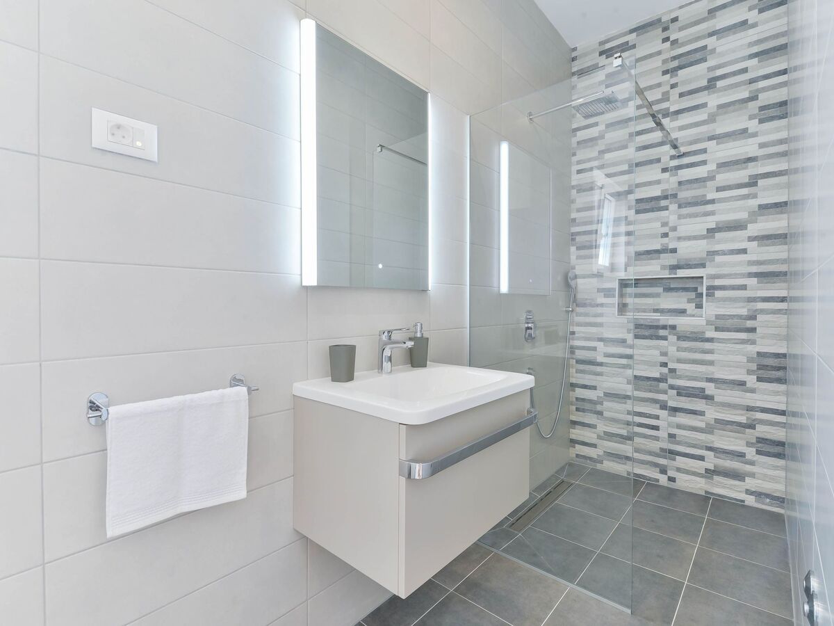 Villa 8 pers. avec piscine chauffée à Vrsi - Photo 10