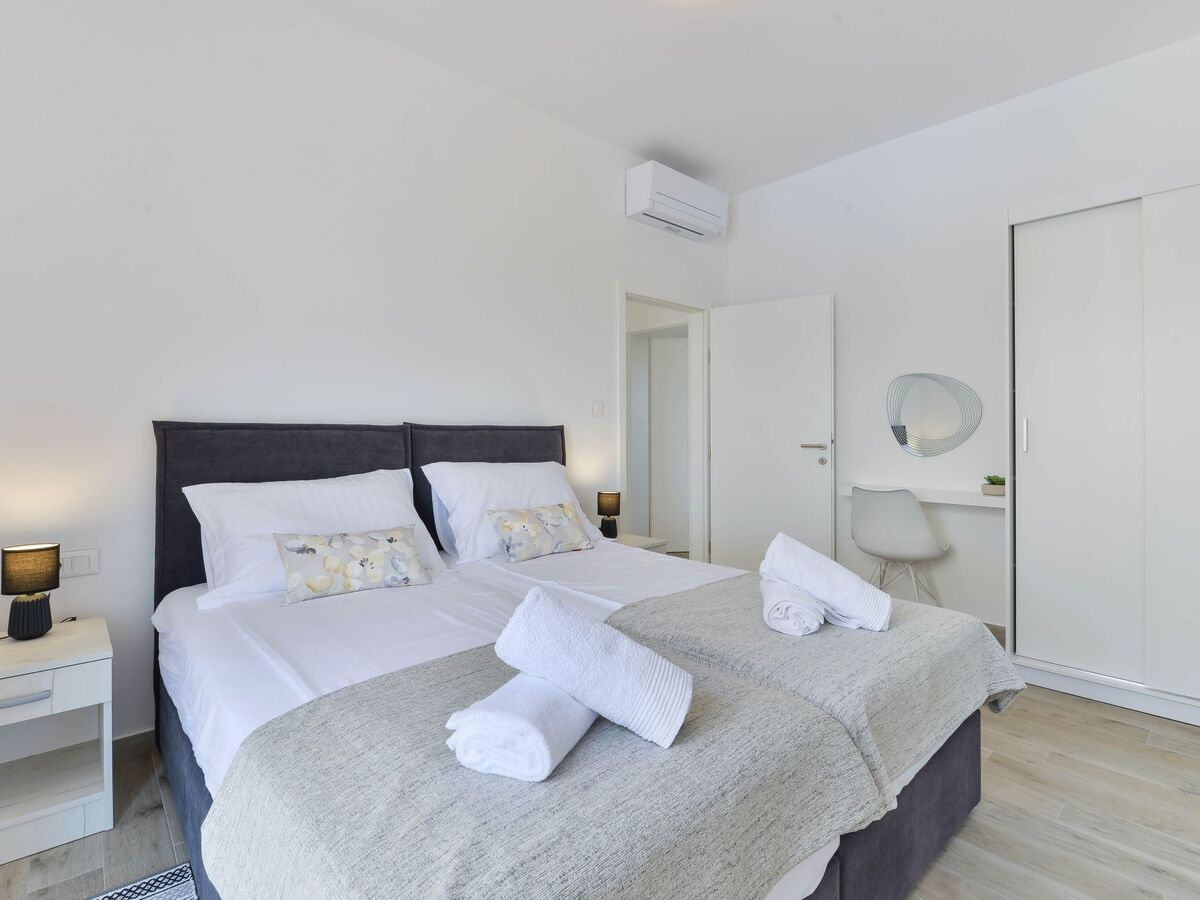 Villa 8 pers. avec piscine chauffée à Vrsi - Photo 14