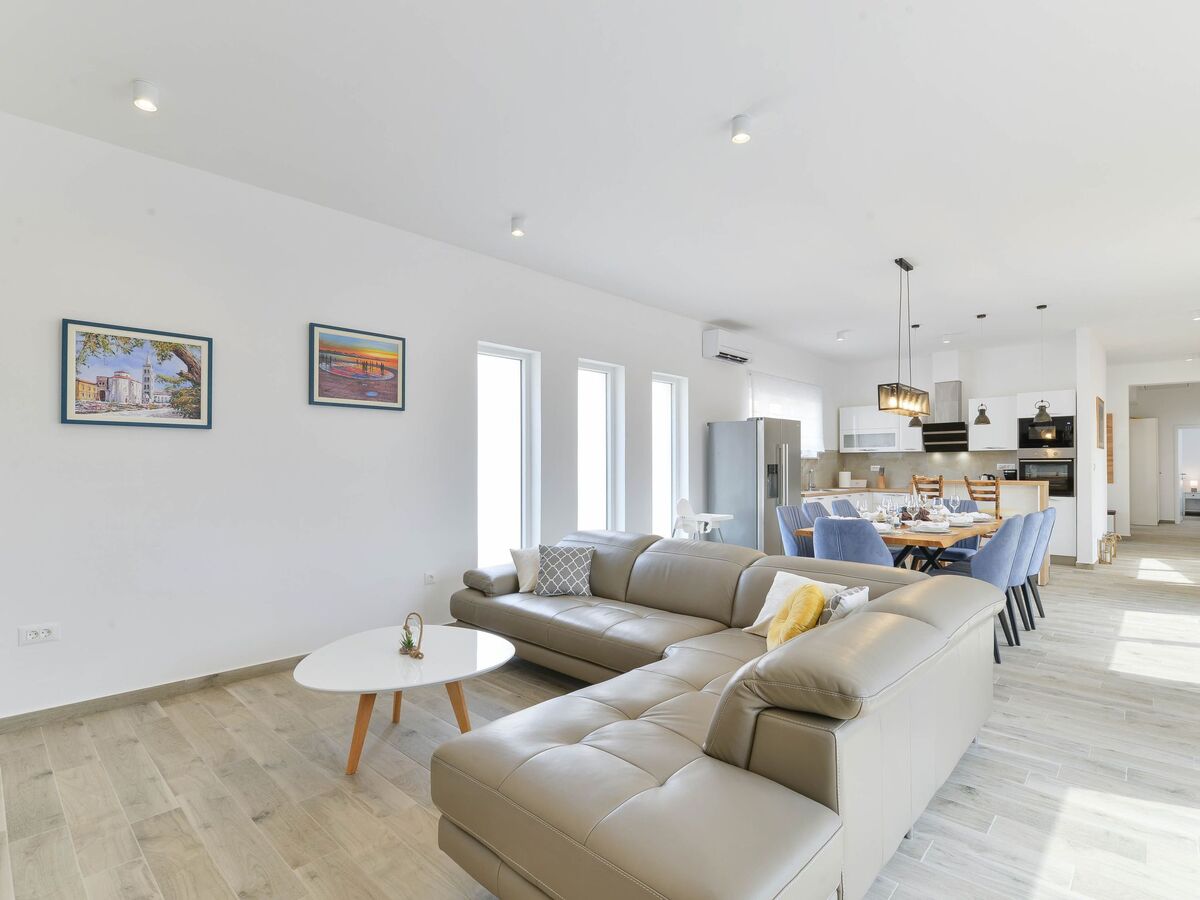 Villa avec piscine chauffée privée à Vrsi - Photo 3