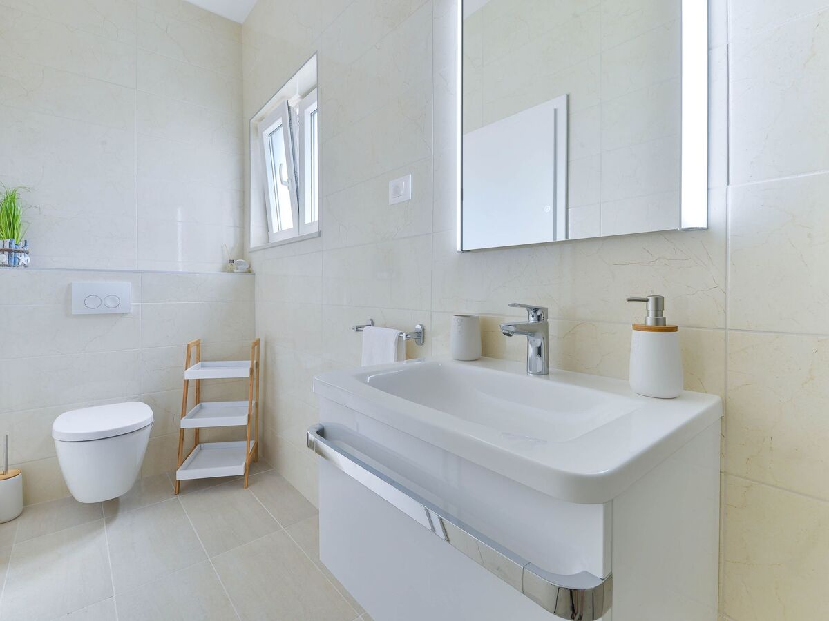 Villa avec piscine chauffée privée à Vrsi - Photo 17