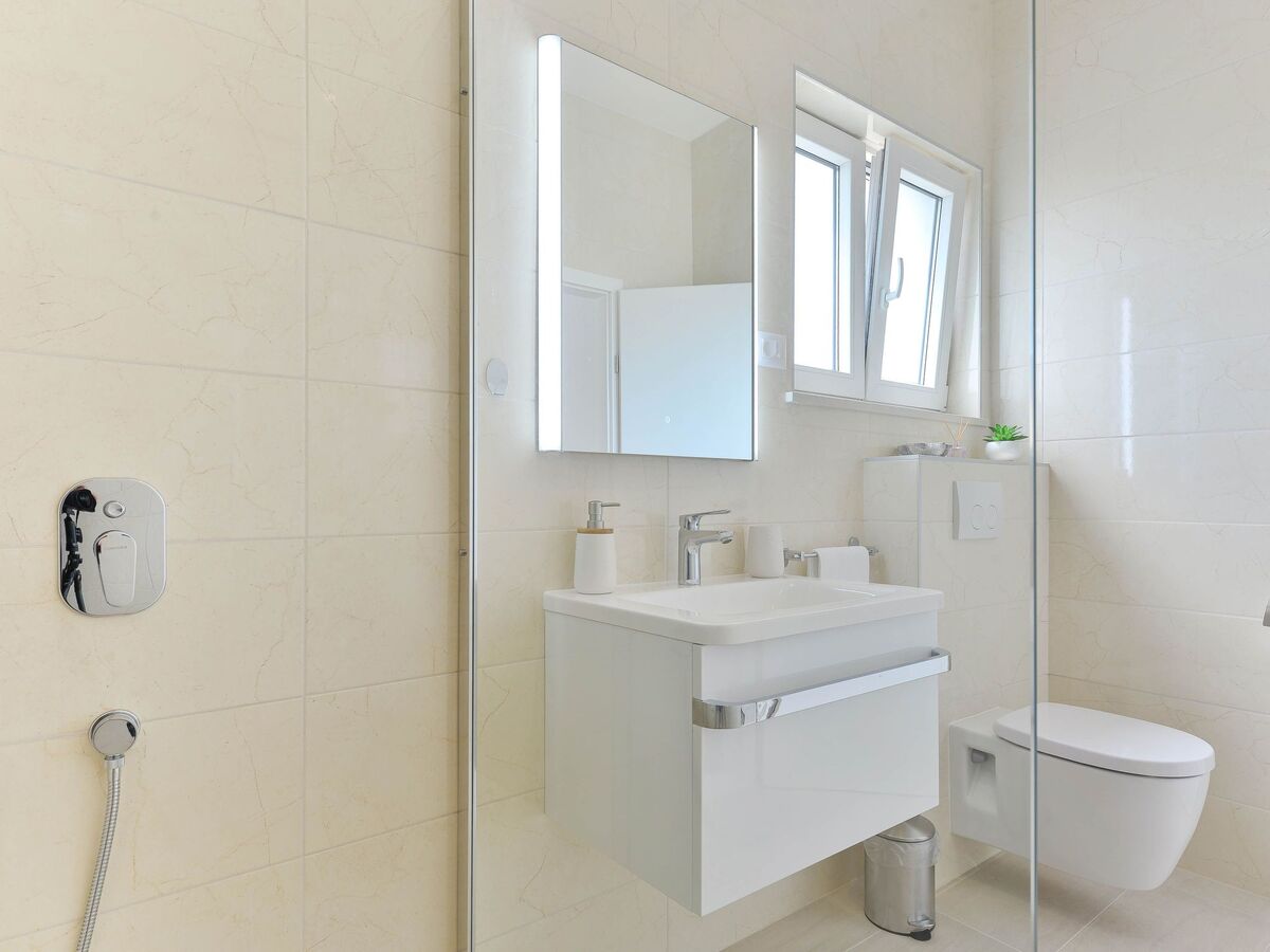 Villa avec piscine chauffée privée à Vrsi - Photo 20