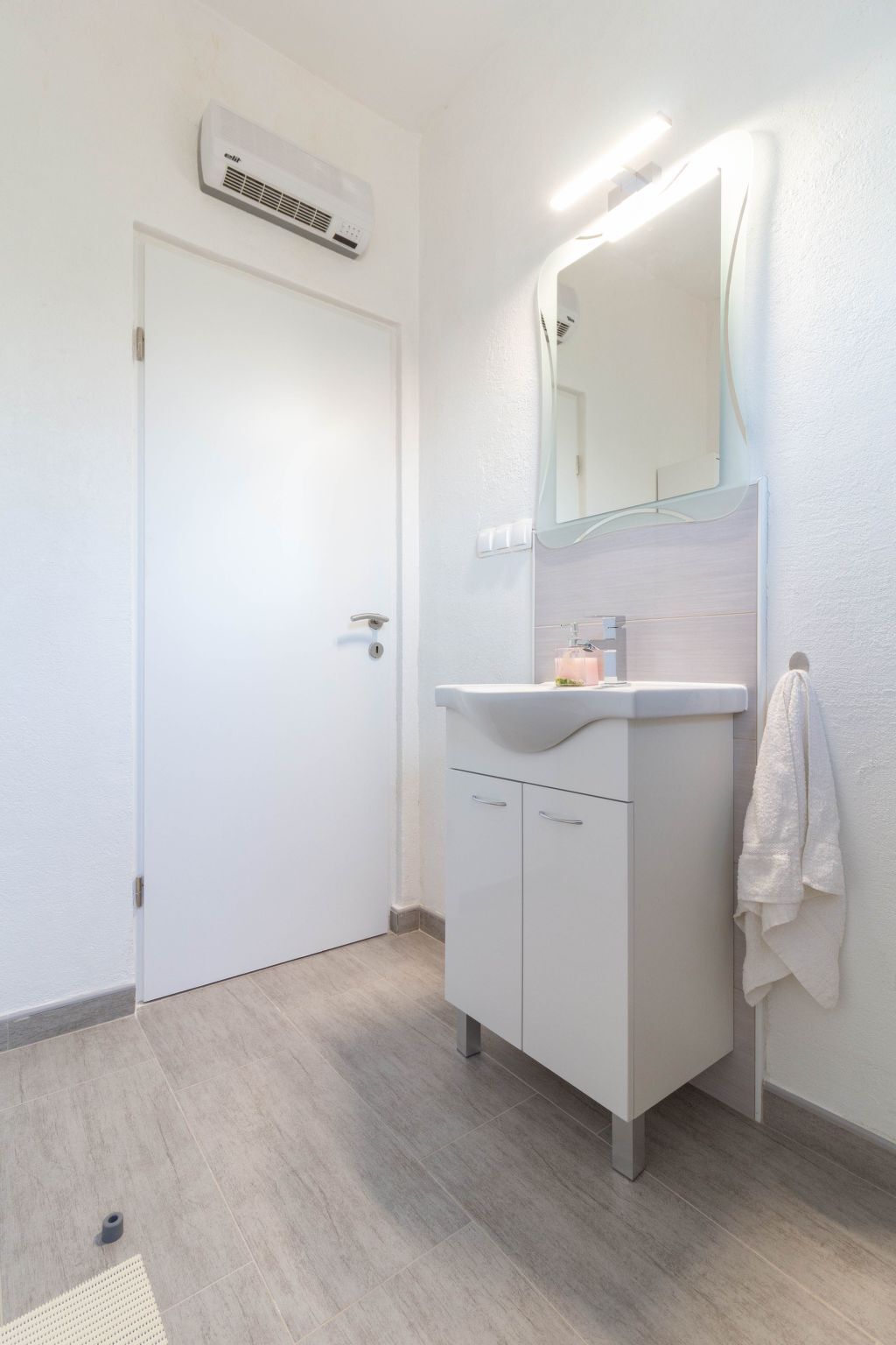 Maison Jasmin à Nin : 7 pers., jardin privé et terrasse - Photo 18