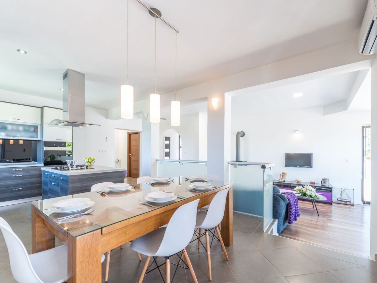 Villa Maslina à Nin : piscine privée et vue Velebit - Photo 9