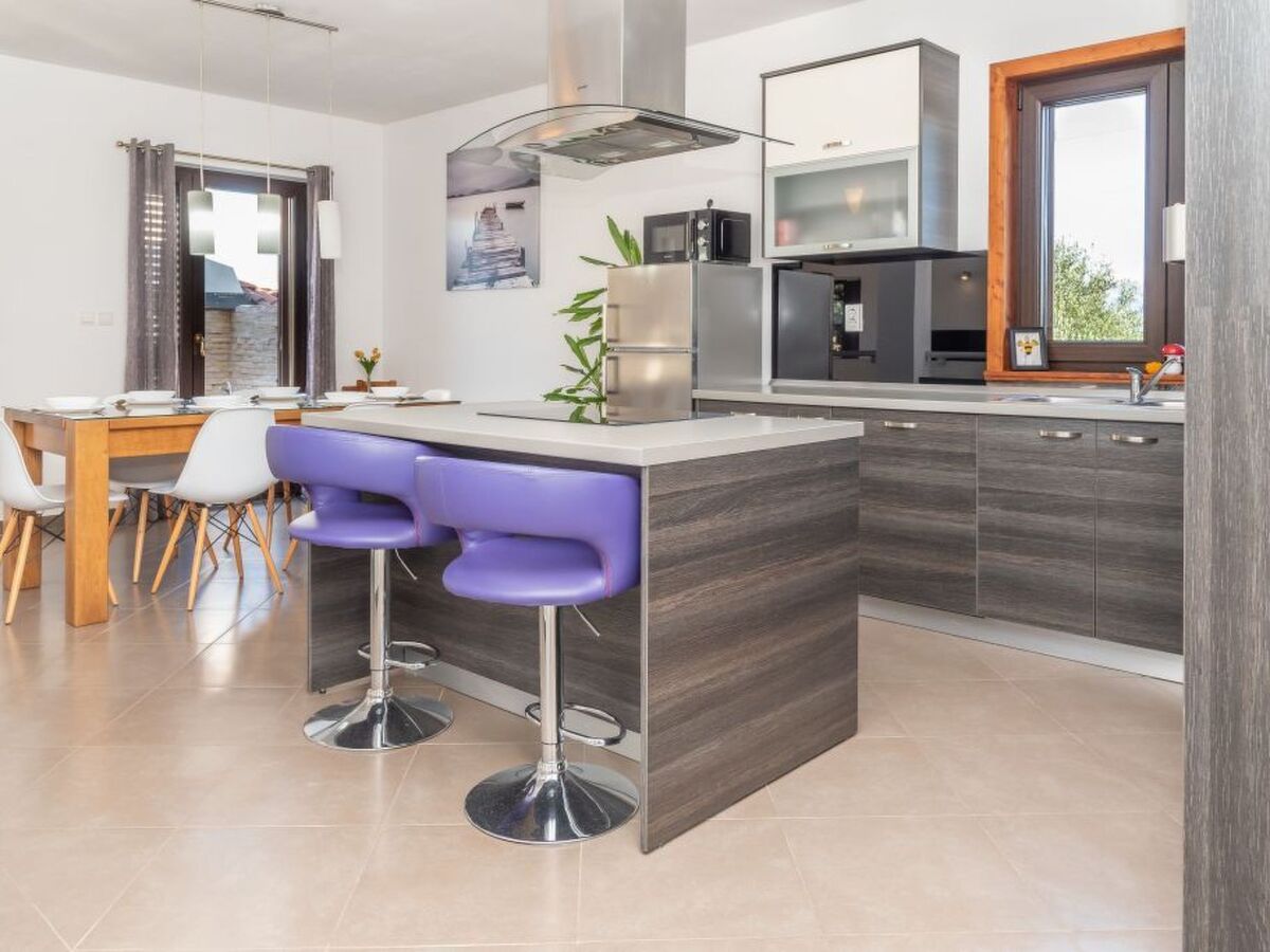 Villa Maslina à Nin : piscine privée et vue Velebit - Photo 27