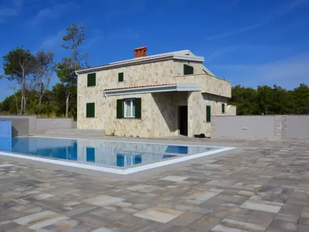 Location maison à Vir, Villa Sana