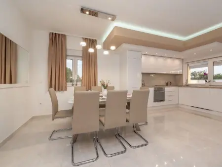 Villa 3 chambres avec piscine chauffée à Privlaka : photo 11