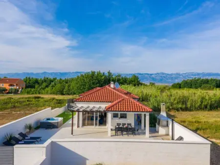 Villa 3 chambres avec piscine chauffée à Privlaka : photo 21