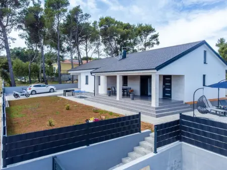 Maison neuve avec piscine privée à Vir, 1 km de la mer : photo 15