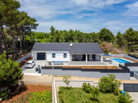 Maison neuve avec piscine privée à Vir, 1 km de la mer : photo 23