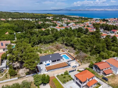 Maison neuve avec piscine privée à Vir, 1 km de la mer : photo 30