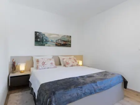 Maison neuve avec piscine privée à Vir, 1 km de la mer : photo 32