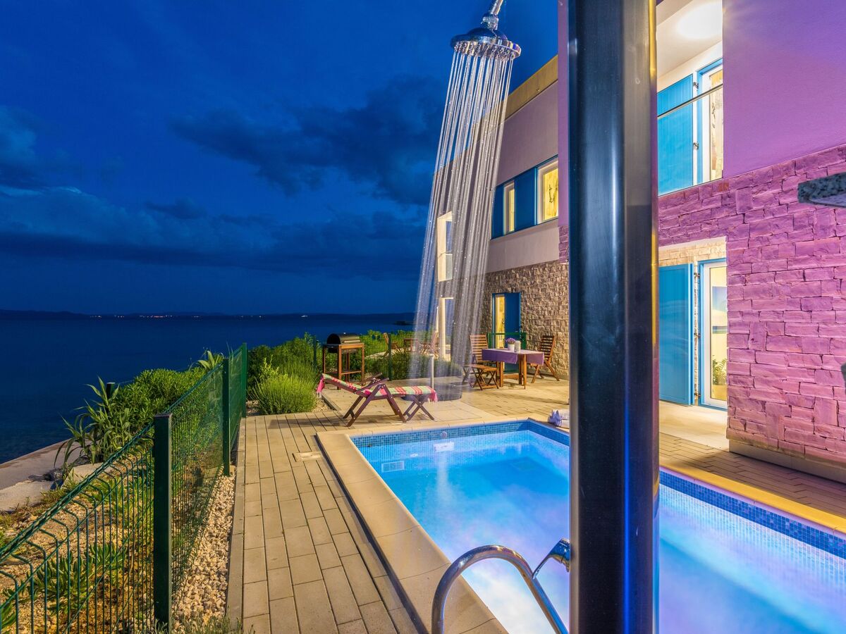 Villa beachfront 4 chambres avec piscine chauffée - Photo 1