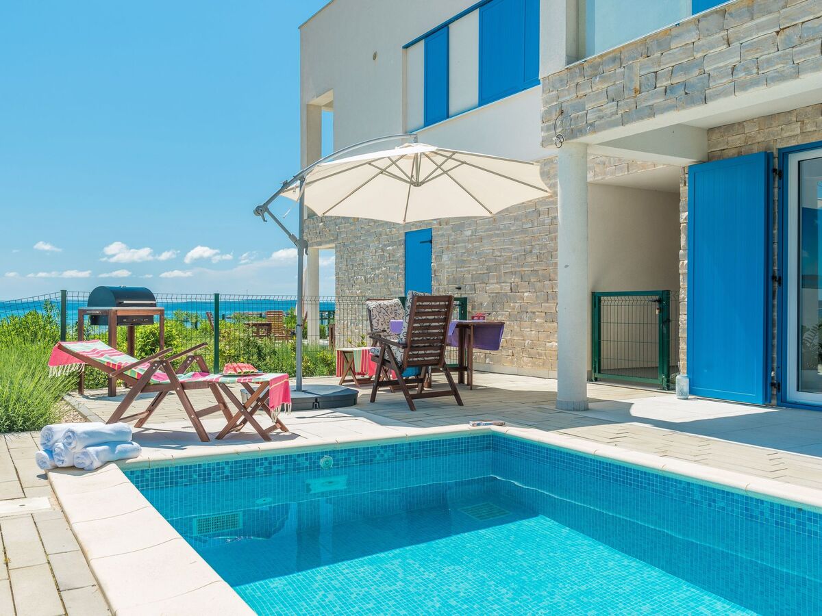 Villa beachfront 4 chambres avec piscine chauffée - Photo 2