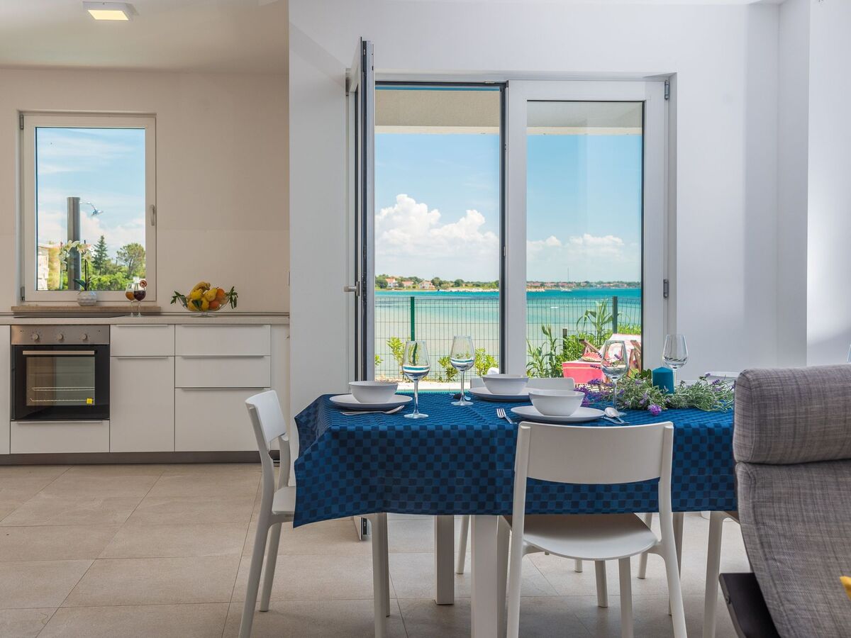 Villa Miri Olive avec piscine chauffée à Privlaka - Photo 13