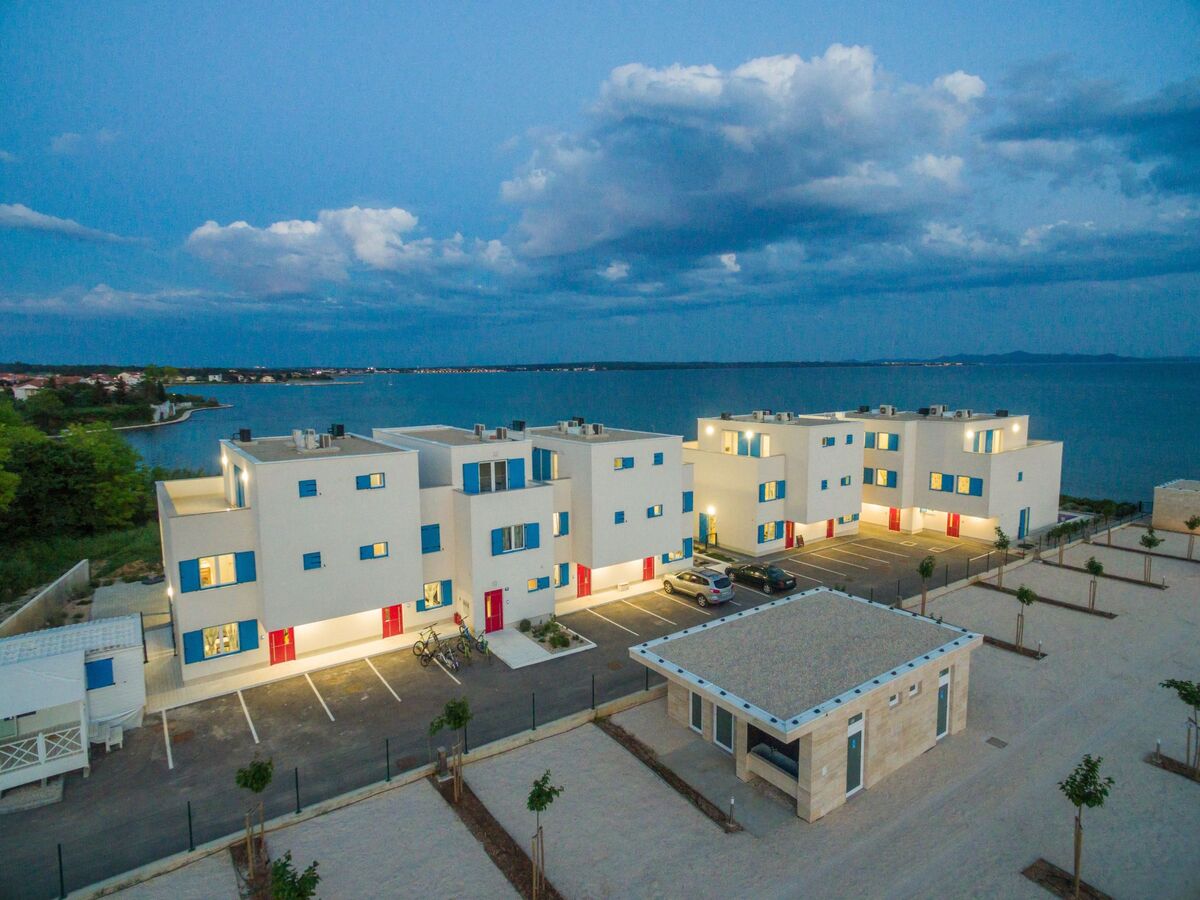 Villa beachfront Privlaka, piscine chauffée, 8 pers. - Photo 4