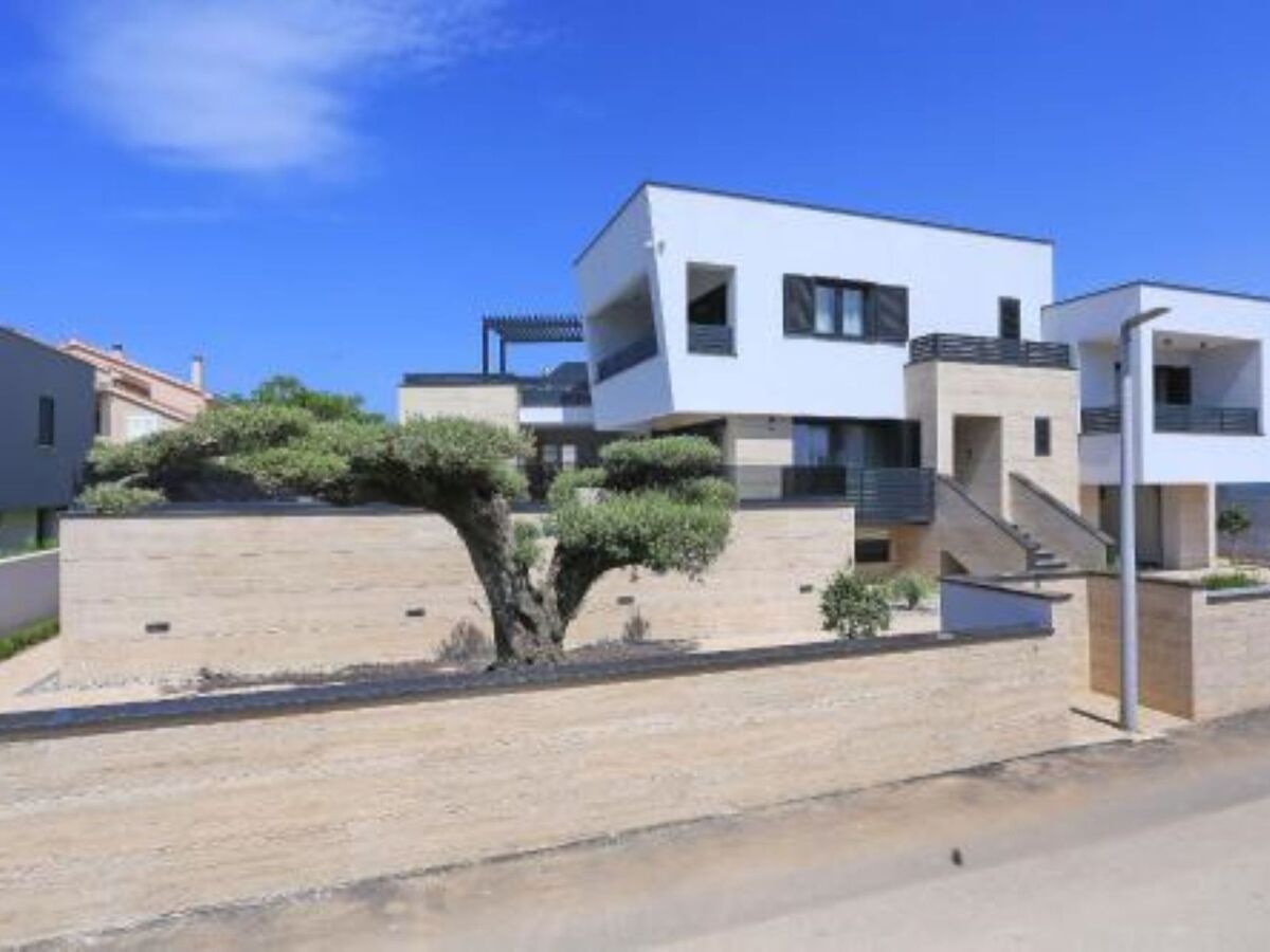 Villa Petra 8 pers. – Piscine chauffée et sauna à Privlaka - Photo 2