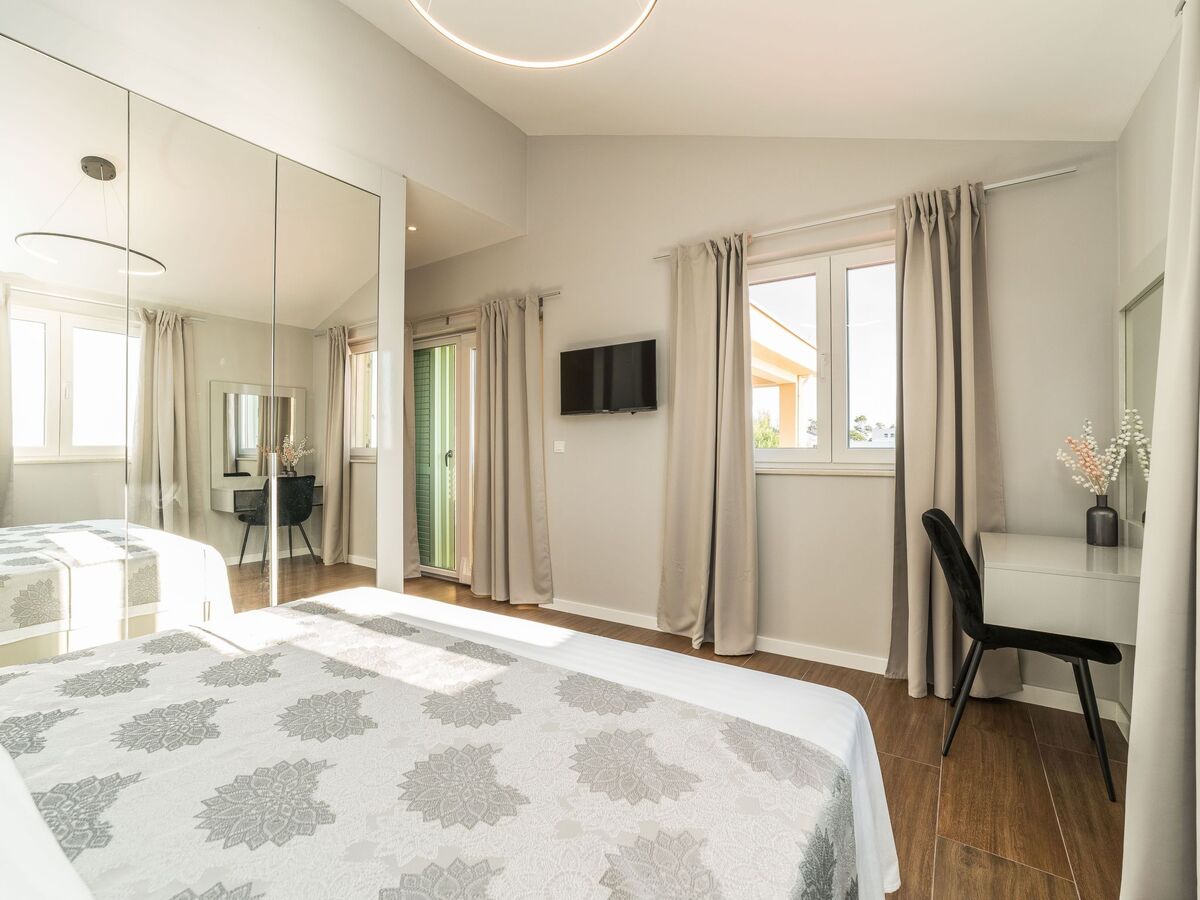Villa moderne avec piscine chauffée à 5 m de la plage - Photo 39