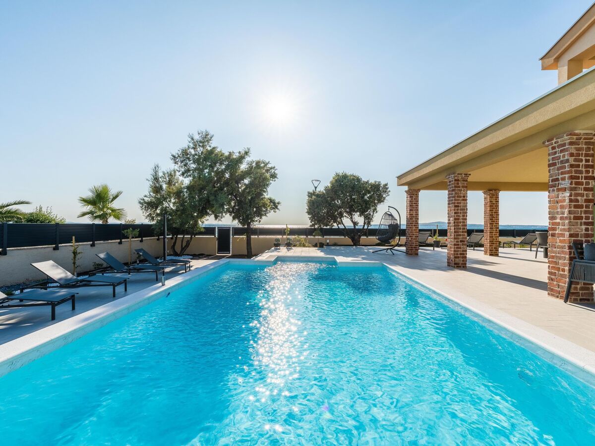 Villa moderne avec piscine chauffée à 5 m de la plage - Photo 49