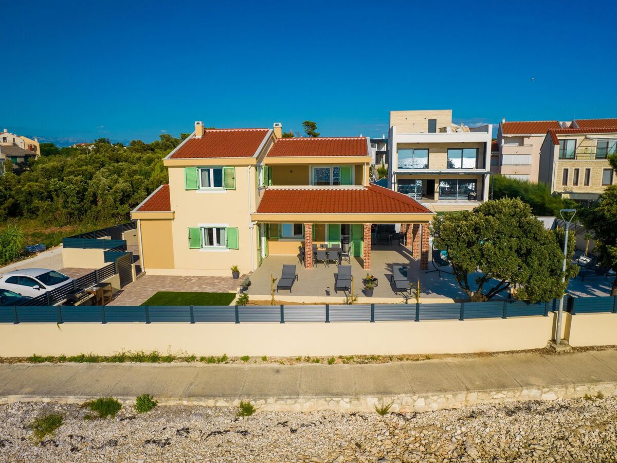 Villa moderne avec piscine chauffée à 5 m de la plage - Photo 51