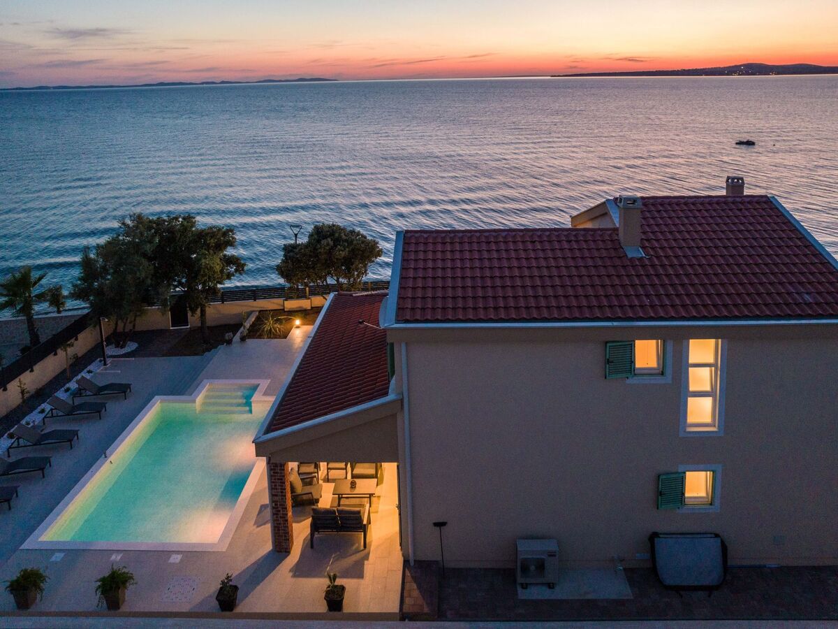 Villa moderne avec piscine chauffée à 5 m de la plage - Photo 53