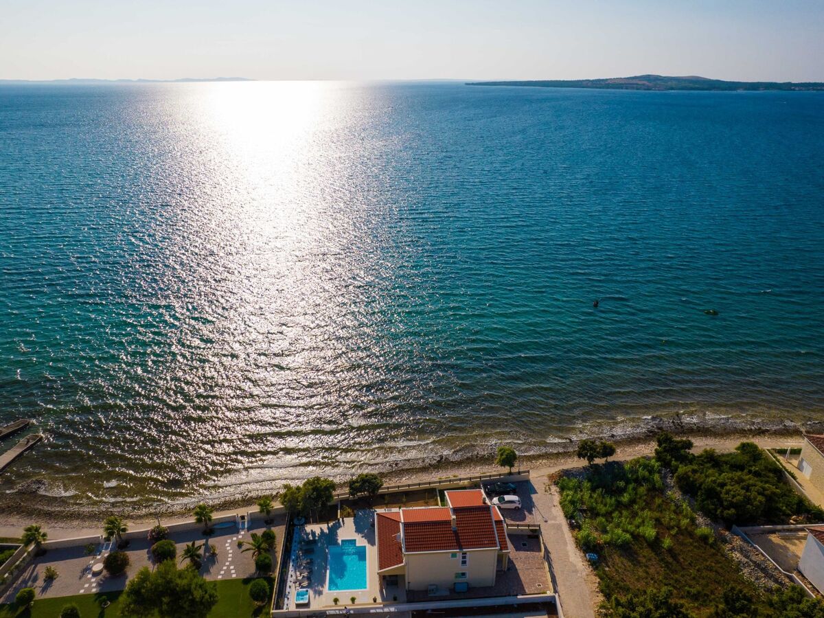 Villa moderne avec piscine chauffée à 5 m de la plage - Photo 57